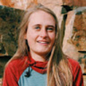 Meet your Posher, Lara